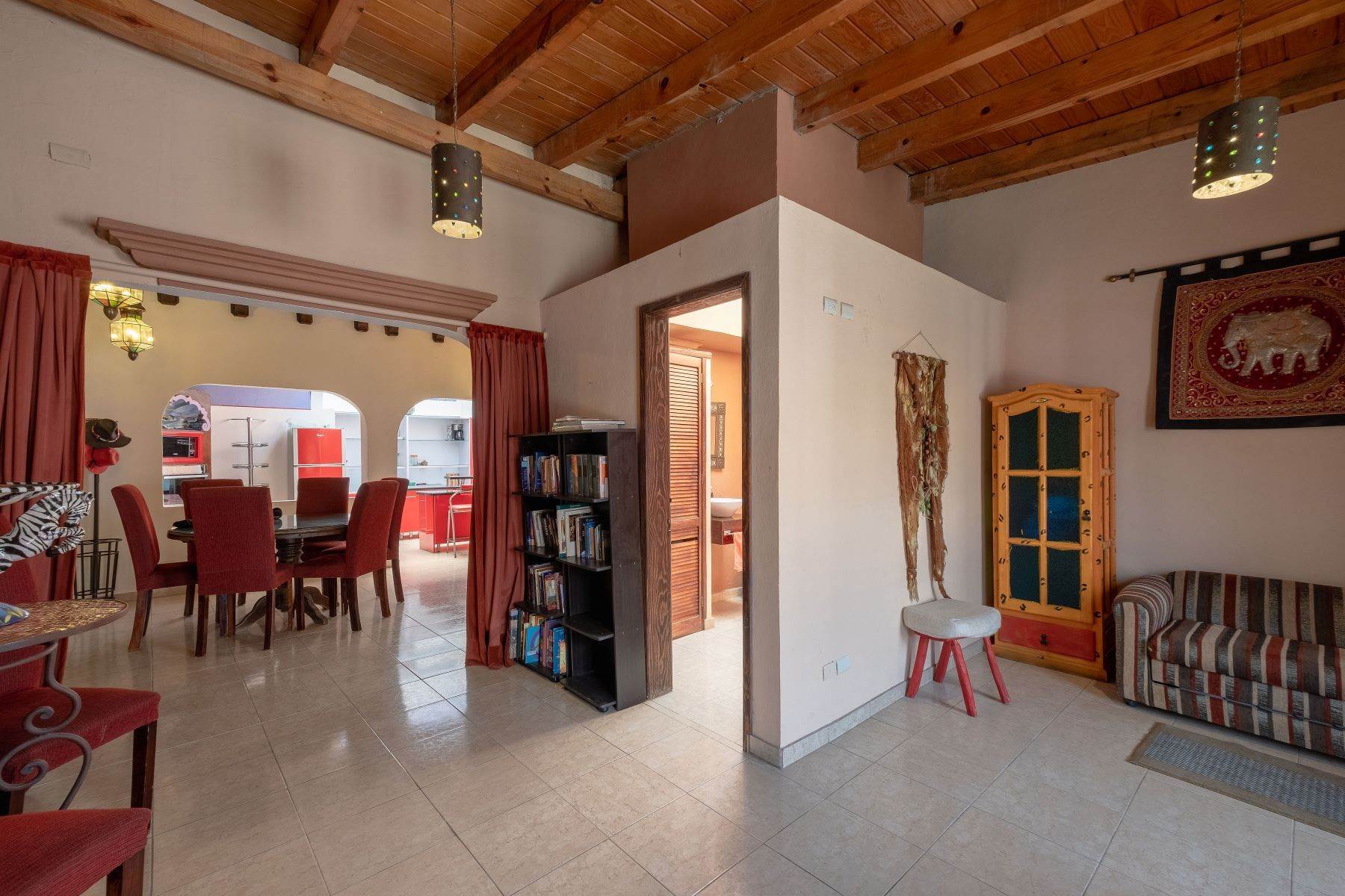 7. Single Family Homes for Sale at Paloma Inn Stirling Dickinson 22 San Miguel De Allende, Guanajuato 37750 Mexico