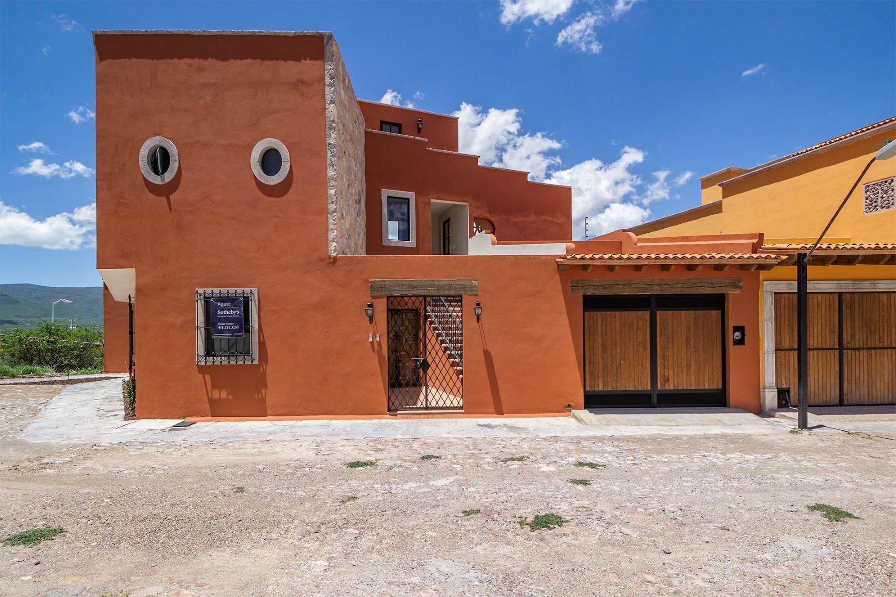 1. Single Family Homes for Sale at Casa San Diego Mesa de Malanquin San Miguel De Allende, Guanajuato 37797 Mexico