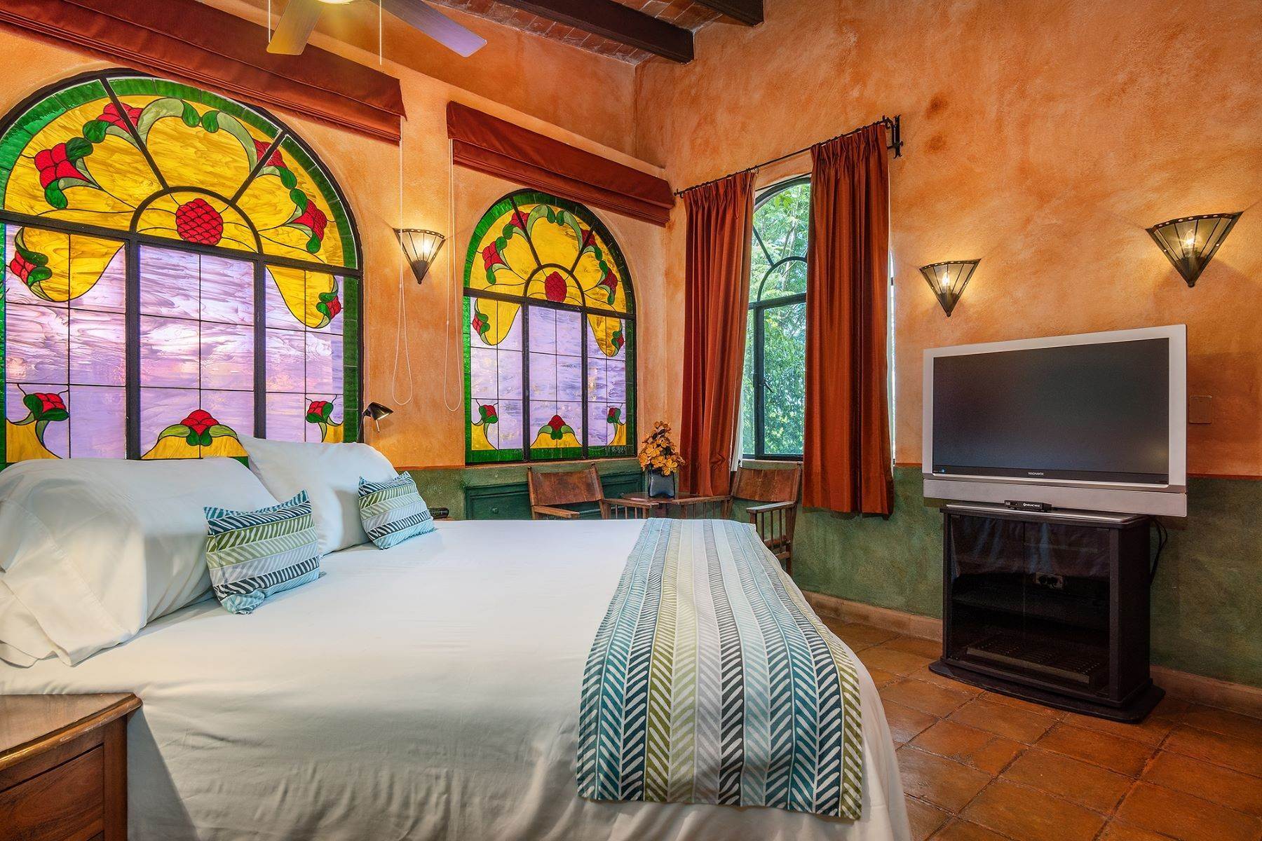 18. Bed and Breakfast Homes for Sale at Puesta del Sol Bed & Breakfast Fuentes San Miguel De Allende, Guanajuato 37740 Mexico
